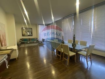 Departamento Familiar en Príncipe de Gales