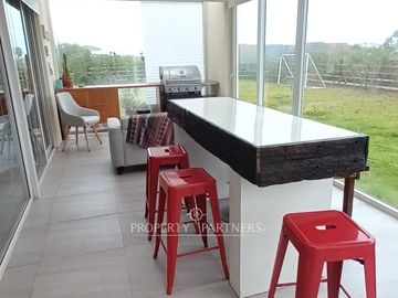 Amplia y Cómoda Casa Mediterránea en Sector Exclusivo de Serena Golf
