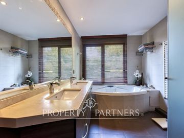 Encantadora casa en Santa Maria de Manquehue