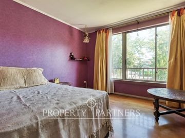 Venta de Gran Casa en Condominio, en el Corazón de Peñalolén