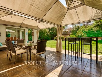 VENTA DE AGRADABLE CASA EN CONDOMINIO EN LAS PIRCAS PEÑALOLEN