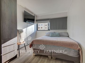 Duplex en Luis Thayer Ojeda, Metro Tobalaba, Providencia