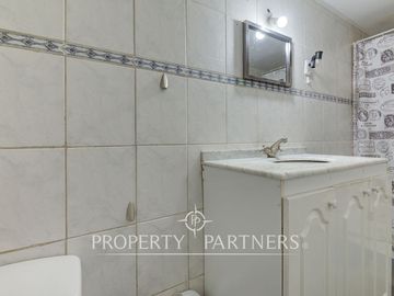 Duplex en Luis Thayer Ojeda, Metro Tobalaba, Providencia