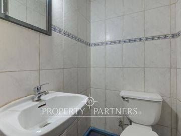 Duplex en Luis Thayer Ojeda, Metro Tobalaba, Providencia