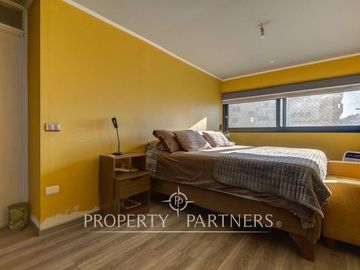 Duplex en Luis Thayer Ojeda, Metro Tobalaba, Providencia