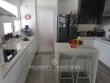 Espacioso Duplex con vista panoramica en Marbella