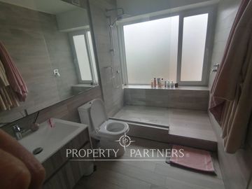 Espacioso Duplex con vista panoramica en Marbella