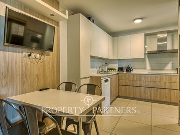 Moderno, 3D/3B, amplia terraza y logia independiente en barrio Pío XI, Vitacura