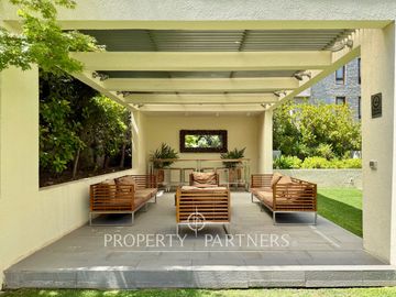 Moderno, 3D/3B, amplia terraza y logia independiente en barrio Pío XI, Vitacura