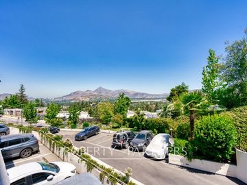 Departamento con gran vista, cercano a colegio
