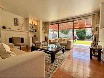 Bellísima casa en condominio