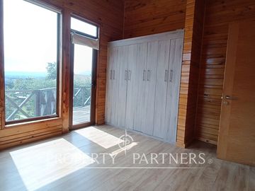 Casa con vista al volcán a pasos del centro de Panguipulli