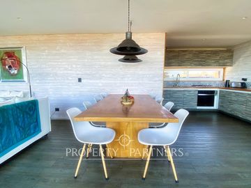 Pichilemu, Espectacular Casa en Primera línea