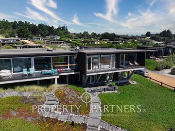 Pichilemu, Espectacular Casa en Primera línea