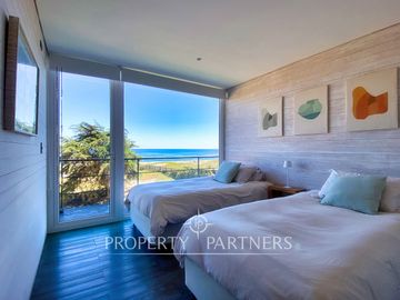 Pichilemu, Espectacular Casa en Primera línea