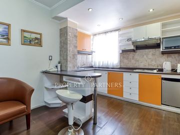 Arriendo de hotel equipado de 6 niveles con 21 departamentos, llegar e instalarse