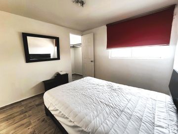 CASA EN VENTA ZONA VOLKSWAGEN CON HABITACION EN PLANTA BAJA