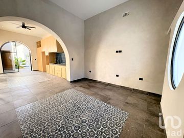 Casa Mérida Centro, Totalmente Remodelada – Historia y Confort en el Barrio de Santiago