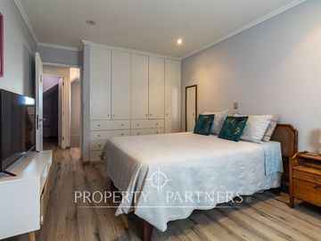 Alto Macul , Moderna , excelente ubicacion, sector cordillerano , totalmente remodelada y espaciosa .