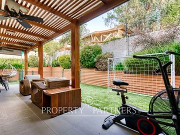 Precio oportunidad! Casa en exclusivo condominio de 8 casas en La Reina Alta!