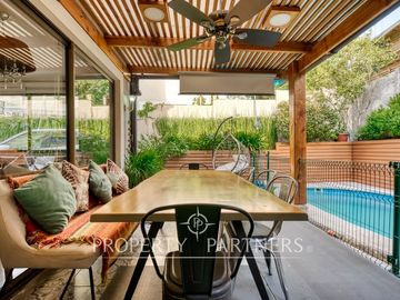 Precio oportunidad! Casa en exclusivo condominio de 8 casas en La Reina Alta!