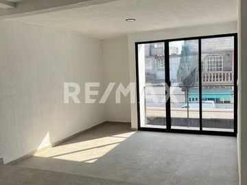 CASA EN VENTA EN TOLUCA - (3)