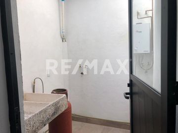 CASA EN VENTA EN TOLUCA - (3)