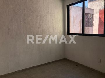 CASA EN VENTA EN TOLUCA - (3)