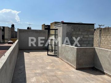CASA EN VENTA EN TOLUCA - (3)