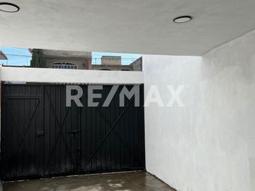 CASA EN VENTA EN TOLUCA - (3)