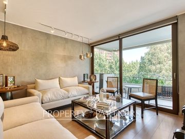 Estupendo departamento , con terminaciones de primer nivel, en exclusivo sector de Las Condes, 2D2B 3E1B a pasos del parque Juan Pablo II