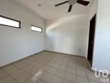 AMPLIA CASA EN VENTA FRAC. PASO REAL