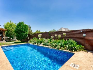 ¡Gran Oportunidad en Condominio Cumbres Peñalolén!