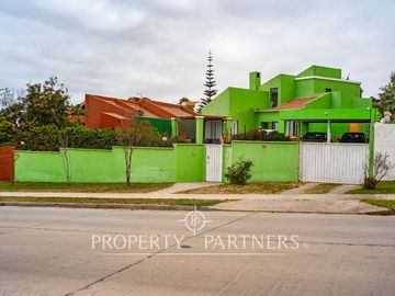 Amplia y Cómoda Casa en Sector  Peñuelas.
