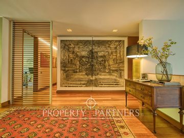 Fabuloso duplex con jardín en excelente sector de Vitacura