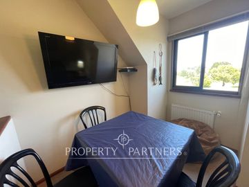Departamento duplex con vista cancha de golf