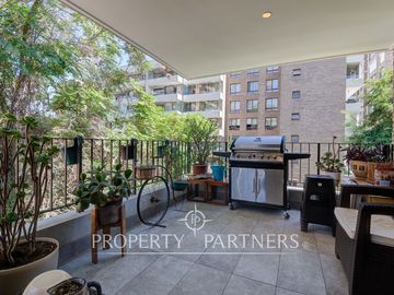 Departamento moderno ubicado en barrio residencial en Providencia