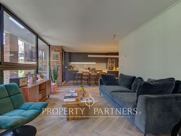 Departamento moderno ubicado en barrio residencial en Providencia