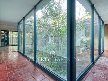 EXCEPCIONAL CASA, GRAN TERRENO