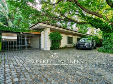EXCEPCIONAL CASA, GRAN TERRENO