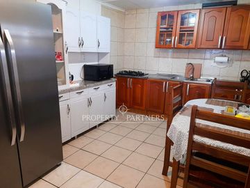 Se venda amplia y acogedora casa en sector Rio Seco, Punta Arenas