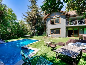 Casa con gran terreno, Huinganal