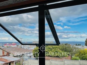 Casa Independiente con Amplio Patio en Sector Sur de Punta Arenas