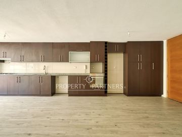 Moderno y amplio departamento a pasos de Metro Príncipe de Gales y Francisco Bilbao!