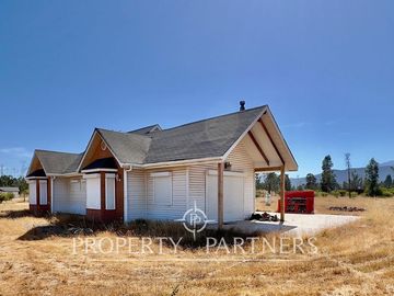 Hermosa Casa en parcela de 10.000 m/2 en La Foresta de Zapallar