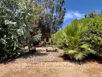 Hermosa Casa de Campo en La Foresta de Zapallar