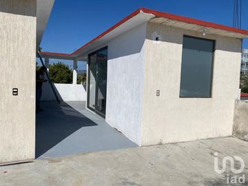 CASA CON ALBERCA EN VENTA EN COLONIA EL RETIRO