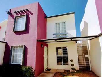 CASA EN VENTA EN PASEOS DE CHAVARRIA,MINERAL DE LA REFORMA ,HGO.