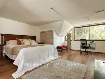 LINDA CASA REMODELADA, PASAJE, GRAN CONECTIVIDAD