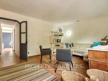 LINDA CASA REMODELADA, PASAJE, GRAN CONECTIVIDAD